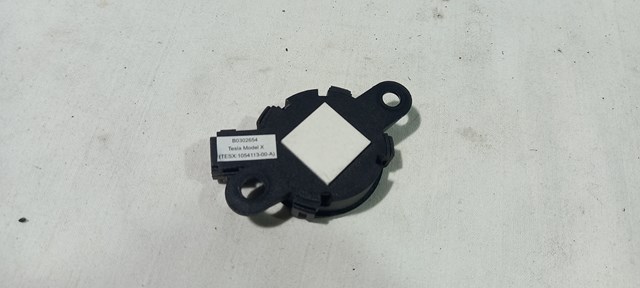 105411300A TESLA купить в Черновцы