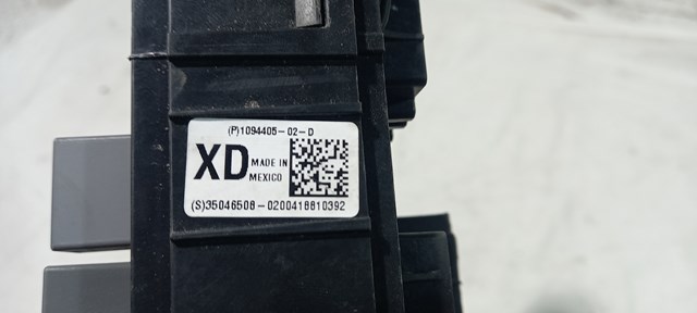 109440502D TESLA Блок предохранителей купить в Запорожье