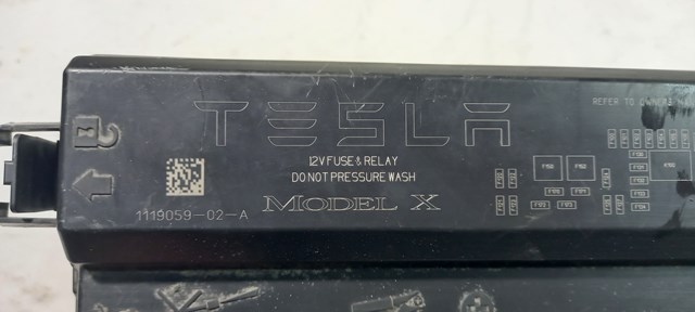 111905902A TESLA купить в Черновцы