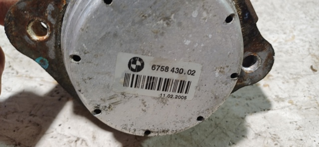 BMW 22116758430 Подушка (опора) двигателя левая/правая в наличии Полтава