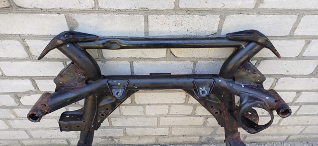 31116760277 BMW Балка передней подвески (подрамник) купить в Ужгород