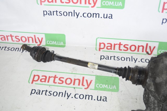 Полуось задняя, правая 33207581022 BMW