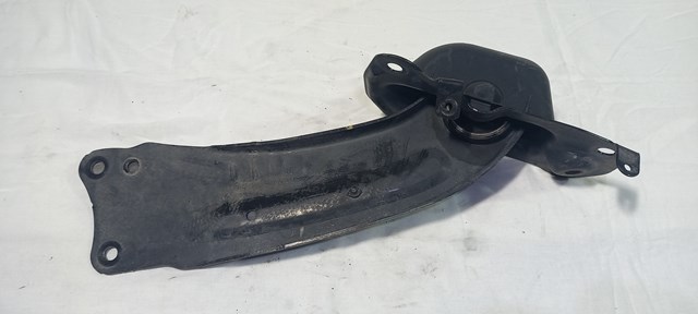Рычаг/тяга задней подвески продольный нижний, левый 3C0505225B VAG