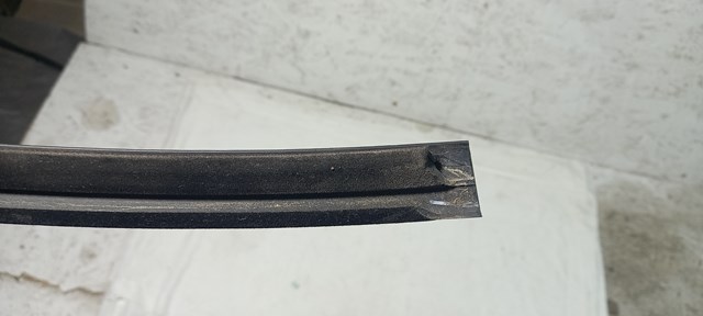 GM 42469793 Молдинг опускного стекла двери передней левой в наличии Каменское