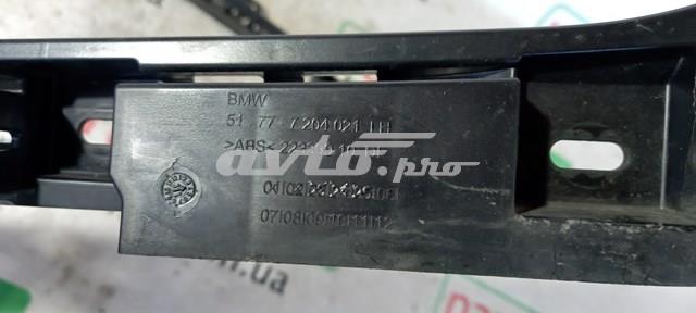 51777204021 BMW Кронштейн наружной накладки порога левой купить в Кривой Рог