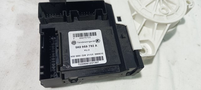 VAG 5K0959702E в наличии Житомир