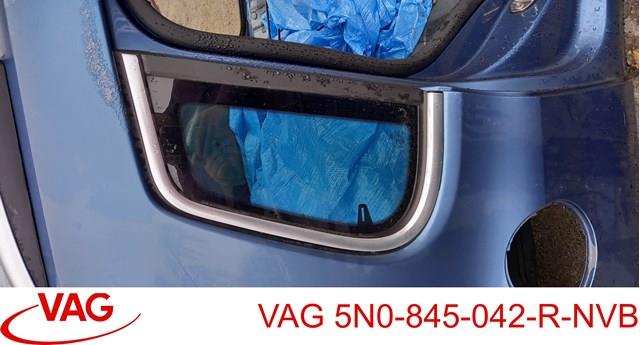 Стекло багажного отсека, правое 5N0845042RNVB VAG