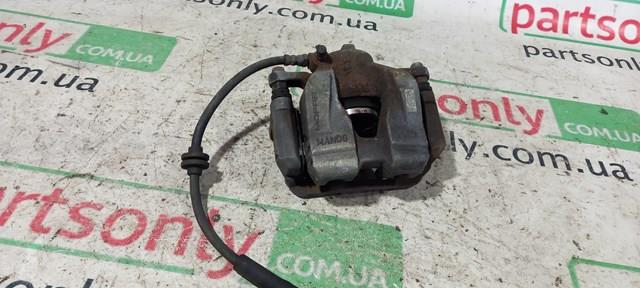 Суппорт тормозной, передний, правый 68267931AA CHRYSLER