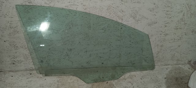Стекло пассажирской двери BE8Z5421410A FORD