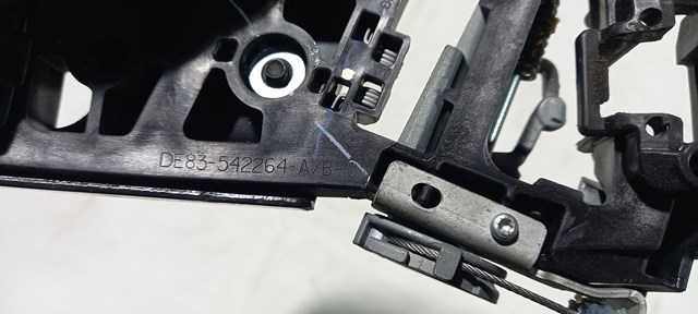 DE8Z5426684A FORD купить в Винница