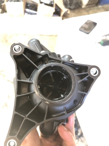 BMW 11539468426 Корпус термостата в наличии Кривой Рог