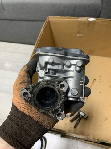 Клапан EGR, рециркуляции газов 1471000Q0Z NISSAN