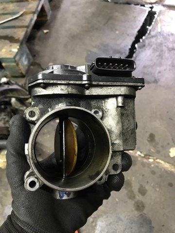 Дроссельная заслонка 16112AA260 SUBARU
