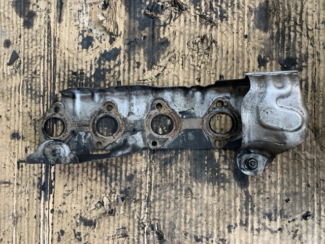Прокладка выпускного коллектора 1690577 FORD