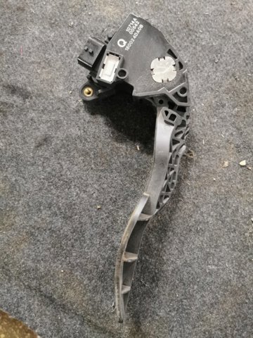 180024DA0B NISSAN Педаль газа купить в Сумы