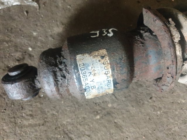 Цилиндр подвески 20365AG300 SUBARU