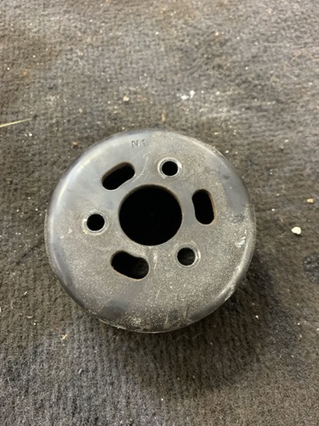 Шкив помпы водяного насоса 210511KT0A NISSAN