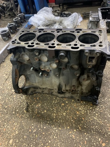 211002F760 HYUNDAI Блок цилиндров двигателя купить в Тернополь