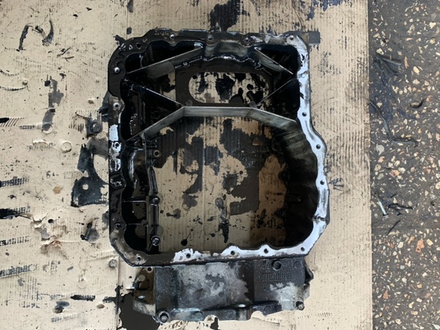215102F002 HYUNDAI Поддон масляный картера двигателя, верхняя часть купить в Житомир