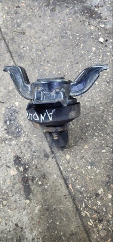 218102W200 HYUNDAI Правая подушка двигателя купить в Полтава