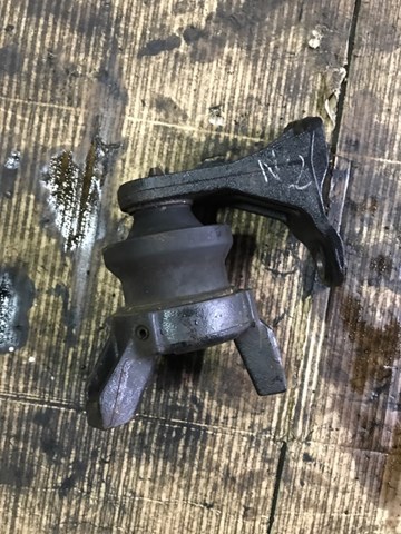 Подушка двигателя 219302B900 HYUNDAI