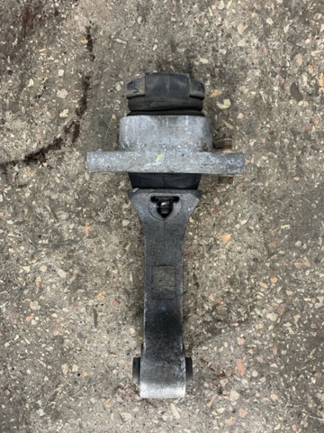 Кронштейн опоры двигателя 21950D3000 HYUNDAI