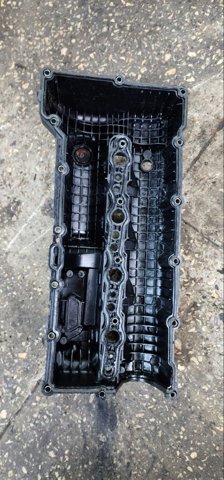 Крышка клапанов 224102F701 HYUNDAI