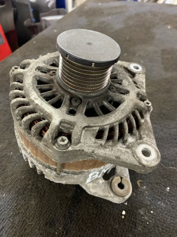 Автомобильный генератор 23100BV80A NISSAN