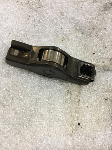  Коромысло клапана 241702F000 HYUNDAI