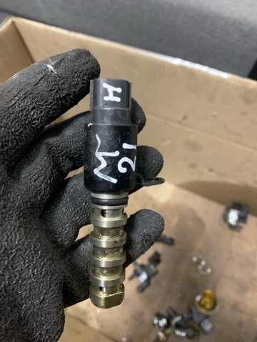  Клапан положения распредвала 243552B700 HYUNDAI