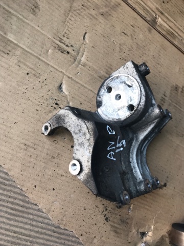252714A001 HYUNDAI Кронштейн насоса ГУР купить в Ужгород