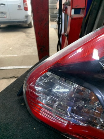 NISSAN 26550BV80A Фонарь задний правый в наличии Ужгород