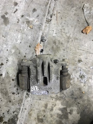 Задний правый суппорт 26692AJ000 SUBARU