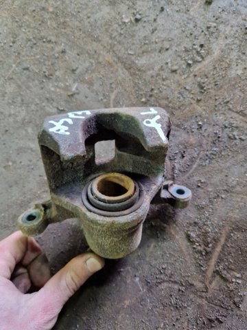 SUBARU 26692FC010 Суппорт тормозной задний левый в наличии Украина