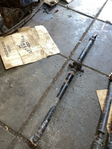 Вал карданный задний 27111XA00A SUBARU