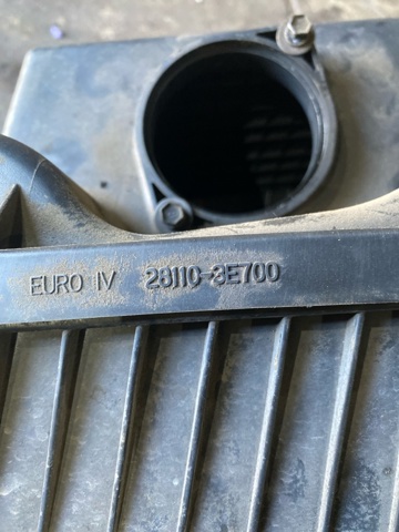 HYUNDAI 281103E700 Корпус фильтра в наличии Ирпень