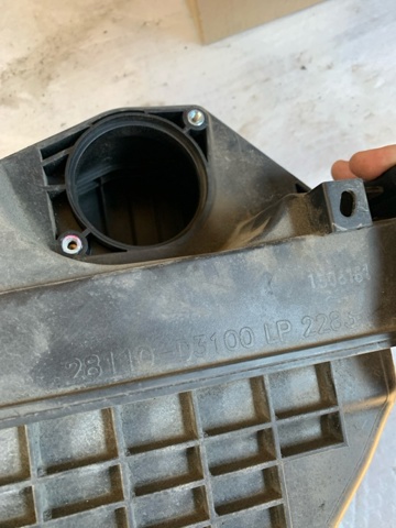 Корпус воздушного фильтра в сборе 28110D3100 HYUNDAI