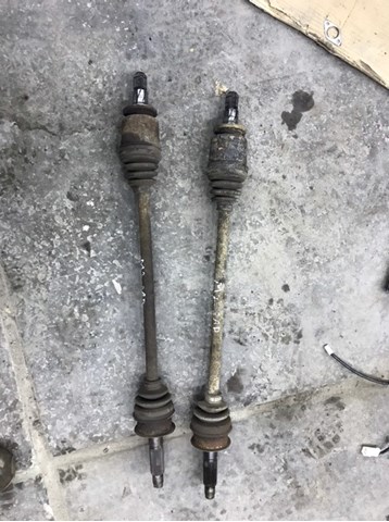 Полуось задняя 28421SC010 SUBARU