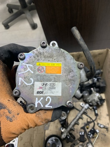 Насос вакуумный 288102A650 HYUNDAI