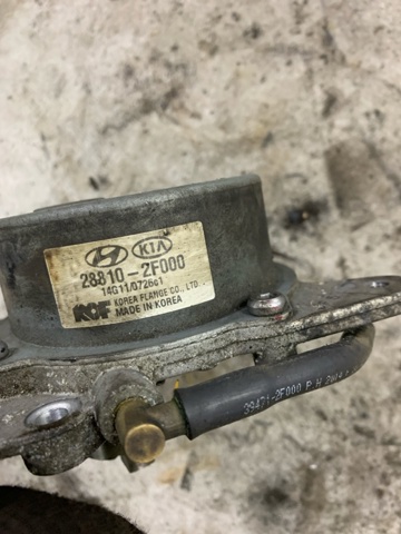 288102F600 HYUNDAI Вакуумный насос купить в Львов