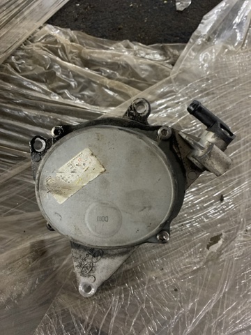 HYUNDAI 288104A402 Вакуумный насос в наличии Черновцы