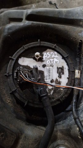 Топливный насос электрический, погружной 311102W900 HYUNDAI