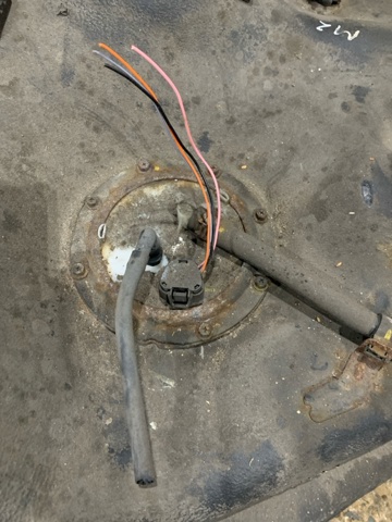 Топливный насос 311102Y400 HYUNDAI
