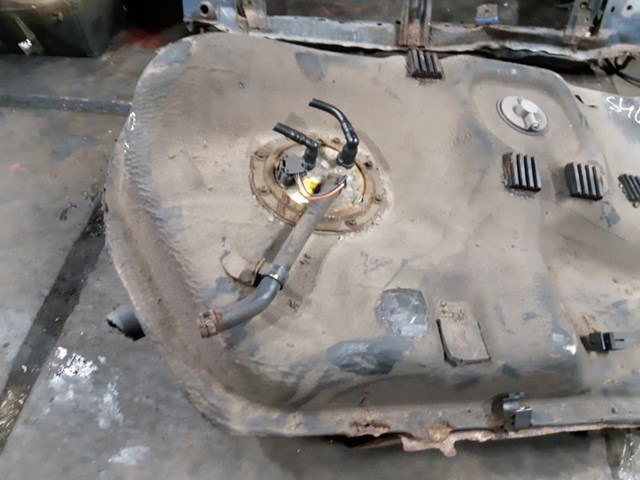 HYUNDAI 311502Y000 Бензобак в наличии Черновцы