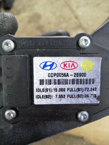 HYUNDAI 327002B900 Педаль газа в наличии Ирпень