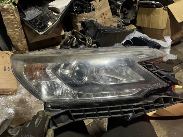 Основная фара - вставка 33100T1GG71 HONDA