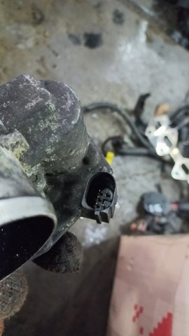 HYUNDAI 351002F000 Дроссельная заслонка в сборе в наличии Полтава