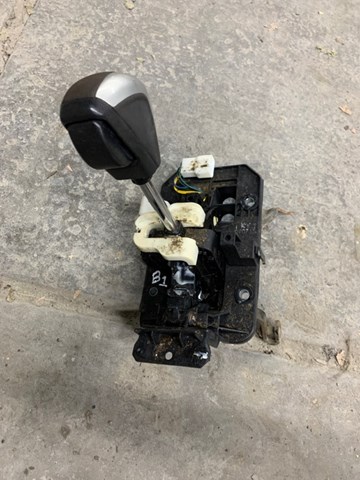 Механизм переключения передач 35121AJ000 SUBARU
