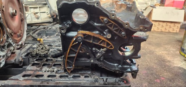 358F32FU00 HYUNDAI Блок цилиндров двигателя купить в Каменское