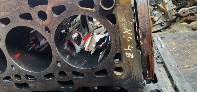 358F32FU00 HYUNDAI Блок цилиндров двигателя купить в Тернополь